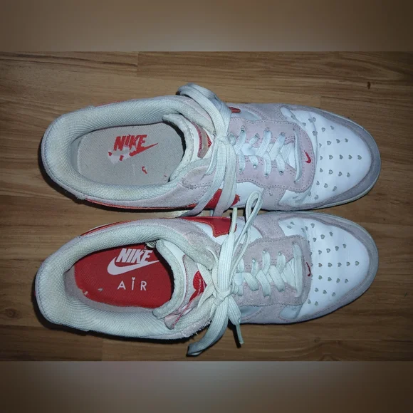 Nike Valentine Air Force 1s size 8.5 - Picture 3 of 6
